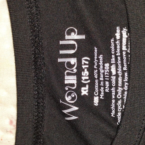 Women's Skull T- Shirt Size XL In Perfect Condition!! Like New!! - Picture 4 of 4